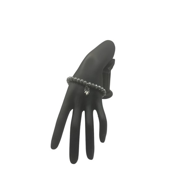 Gray Faceted Beaded Stretch Bracelet with Silver Tone Leaf Charm 8 inch - Picture 1 of 4